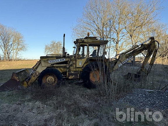 Traktorgrävare Volvo BM 646 med redskap Rep.objekt