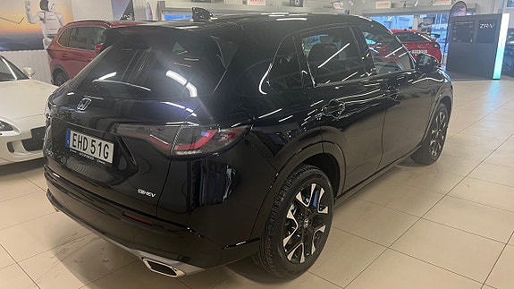 Honda ZR-V 3 of 5