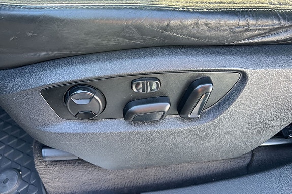 Volkswagen Touareg 11 of 29