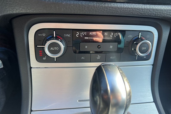 Volkswagen Touareg 19 of 29