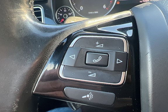 Volkswagen Touareg 22 of 29