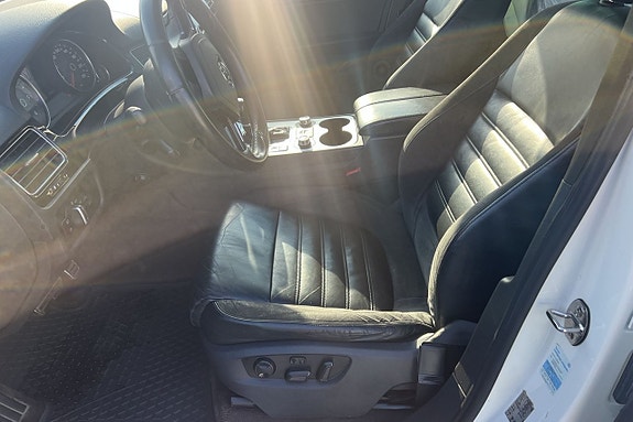 Volkswagen Touareg 10 of 29