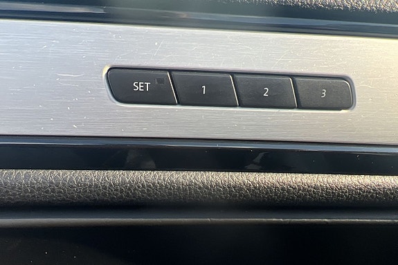 Volkswagen Touareg 12 of 29