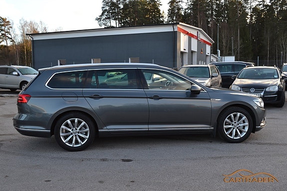 Volkswagen Passat 4 of 5