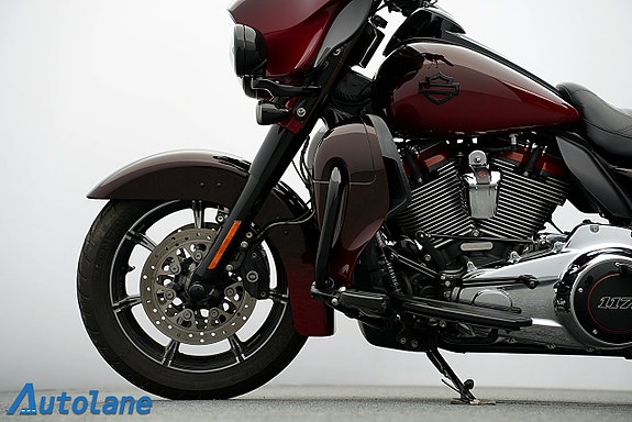 Harley-Davidson Ultra Limited CVO *Dr Jekill & mr Hyde 13 of 30