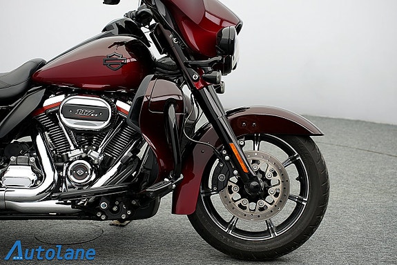 Harley-Davidson Ultra Limited CVO *Dr Jekill & mr Hyde 12 of 30