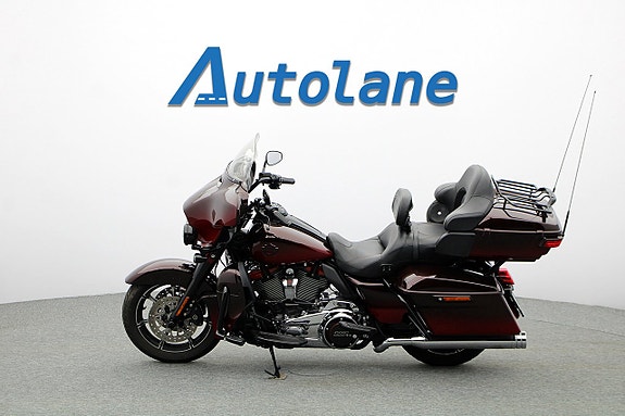 Harley-Davidson Ultra Limited CVO *Dr Jekill & mr Hyde 9 of 30