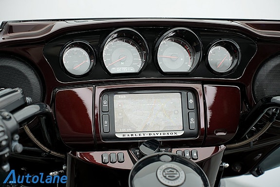 Harley-Davidson Ultra Limited CVO *Dr Jekill & mr Hyde 26 of 30