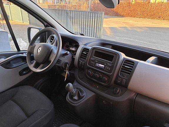Renault Trafic 20 of 27