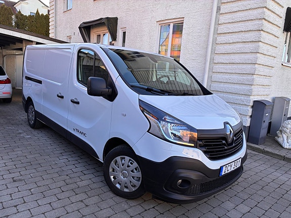 Renault Trafic 3 of 27