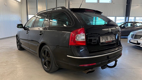 Skoda Octavia 6 of 21