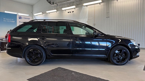 Skoda Octavia 9 of 21