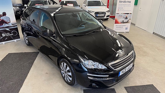 Peugeot 308 2 of 23