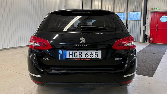 Peugeot 308 7 of 23