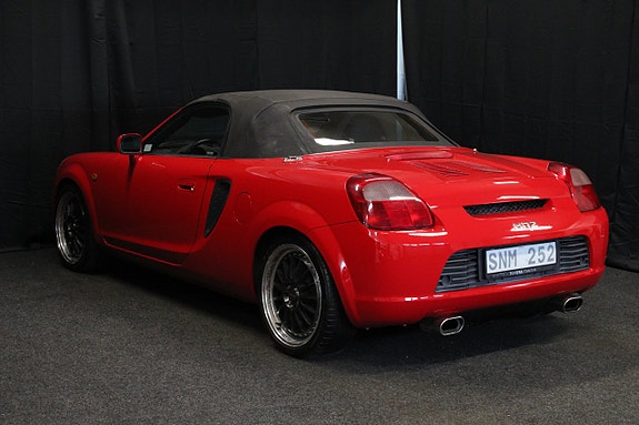 Toyota MR2 21 of 22