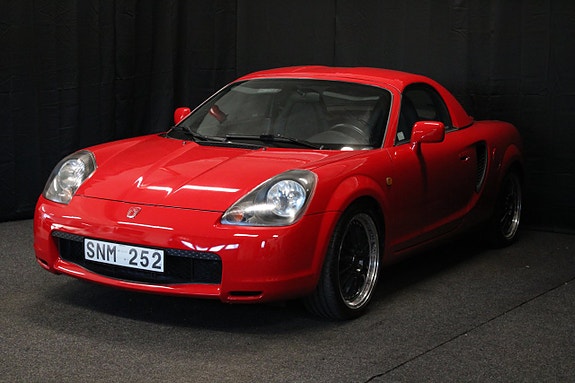 Toyota MR2 4 of 5