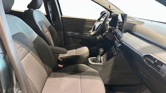 Dacia Sandero 3 of 5
