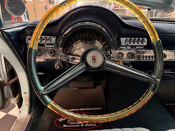Chrysler New Yorker 18 of 28
