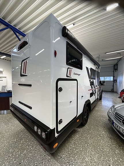 CHALLENGER S217 Sport Edition M26 - Ford Transit 2.0L 165 HK 4 of 21