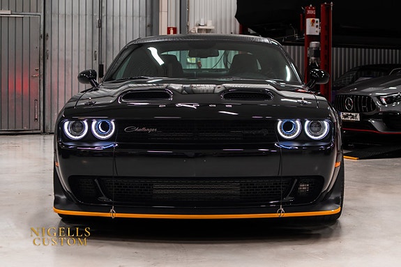 Dodge Challenger 15 of 27