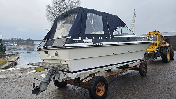 Scand 26 HC Volvo Penta AQ290 Lite arbete krävs 3 of 12