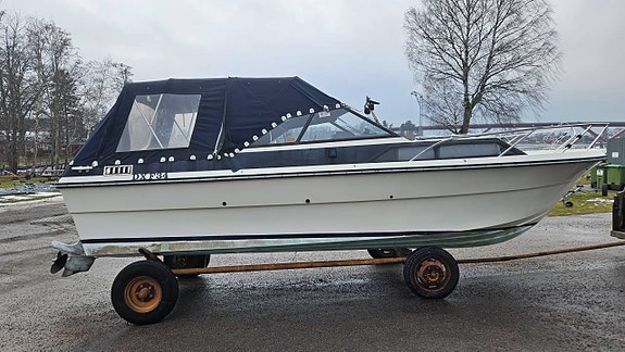 Scand 26 HC Volvo Penta AQ290 Lite arbete krävs