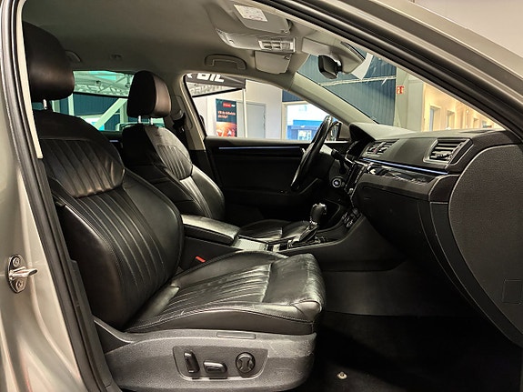 Skoda Superb 12 of 28