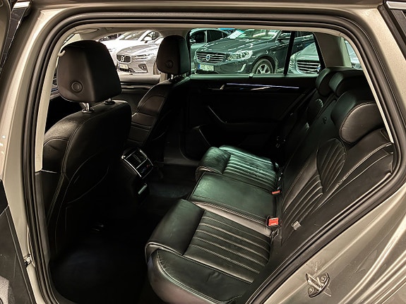 Skoda Superb 14 of 28