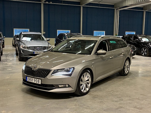 Skoda Superb 7 of 28