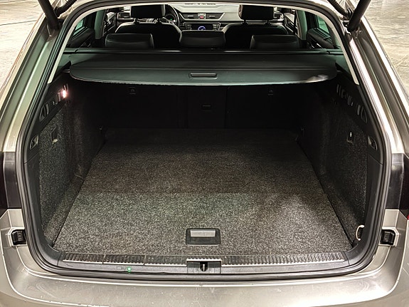 Skoda Superb 10 of 28