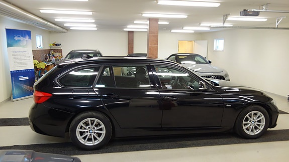 BMW 320 5 of 5