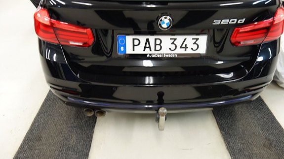 BMW 320 12 of 12