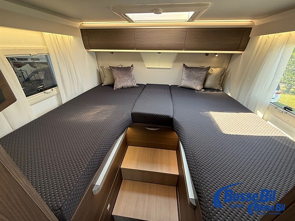 Adria MATRIX 670 SL Supreme * 180Hk * Långbäddar * Taksäng * Automat * 7 of 17
