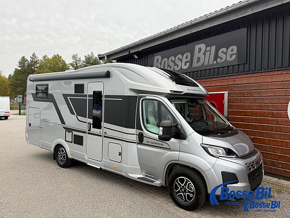 Adria MATRIX 670 SL Supreme * 180Hk * Långbäddar * Taksäng * Automat * 4 of 5
