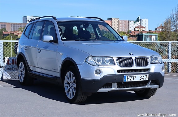 BMW X3 2 of 5