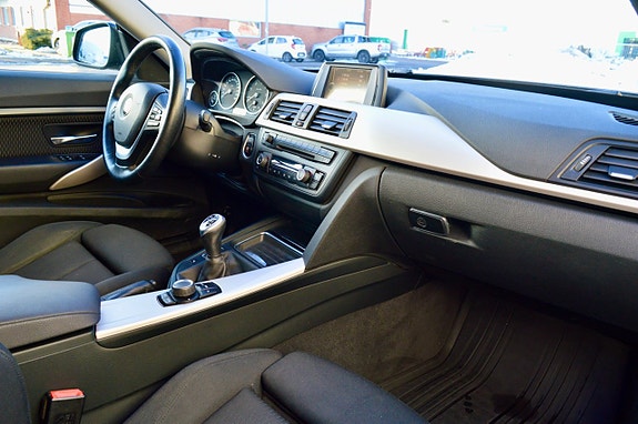 BMW 320 7 of 11