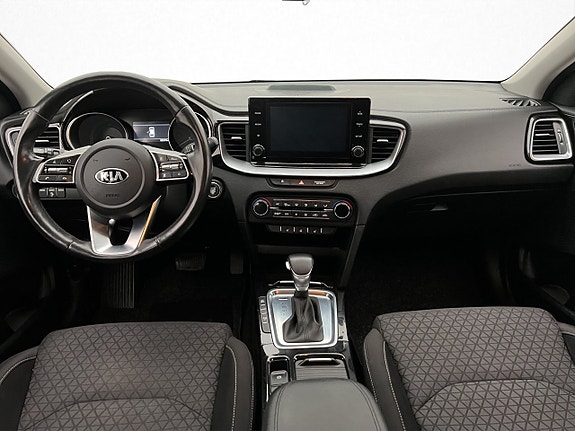 Kia Ceed 17 of 30