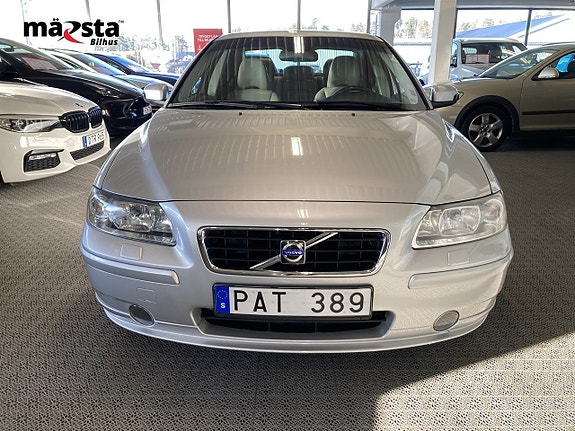 Volvo S60 5 of 5