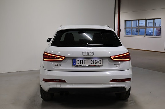 Audi Q3 8 of 22