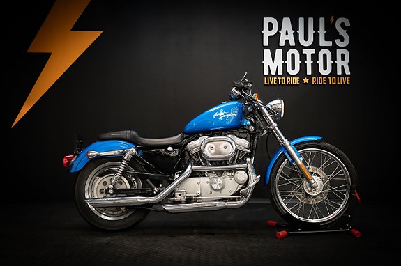 Harley-Davidson Sportster 883 CUSTOM (XL883C)