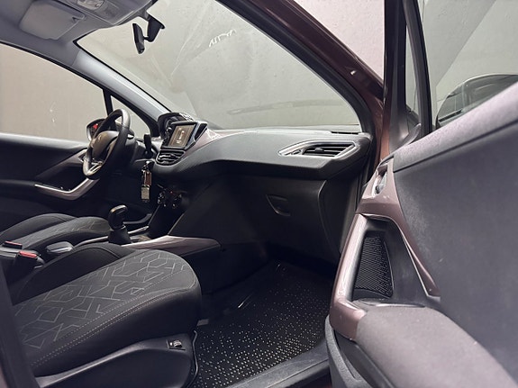 Peugeot 2008 13 of 16