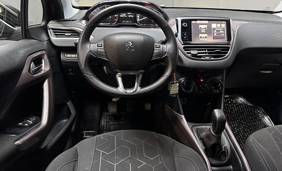 Peugeot 2008 10 of 16