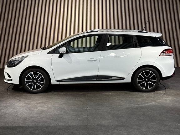 Renault Clio 2 of 5