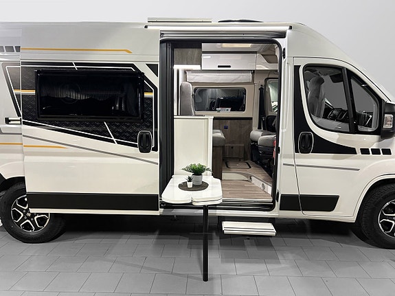 Benimar Benivan 144 PS 600 AUTOMAT Adaptiv-FARTHÅLLARE DIESELVÄRMARE Solcell 599cm lång 23 of 30