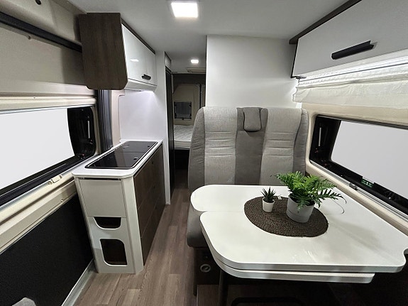 Benimar Benivan 144 PS 600 AUTOMAT Adaptiv-FARTHÅLLARE DIESELVÄRMARE Solcell 599cm lång 10 of 30