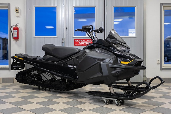 Ski-Doo Tundra LT 600 EFI *57 MIL / OBS utrustning*