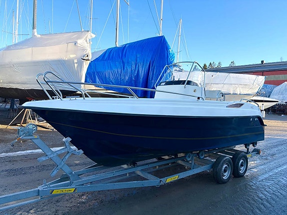 Uttern 6402 Mercruiser 4.3 190 hk -01
