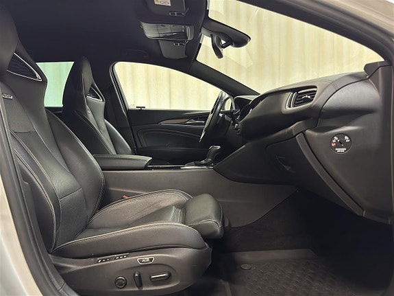 Opel Insignia 10 of 27