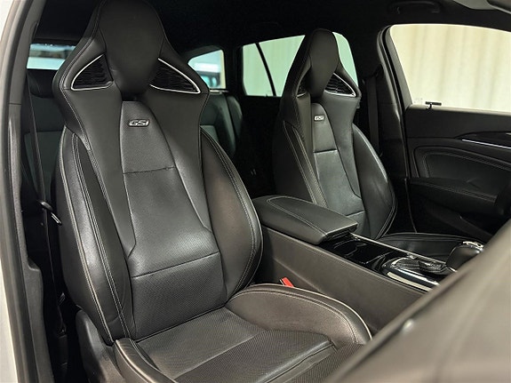 Opel Insignia 13 of 27