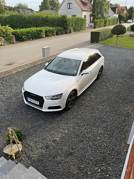 Audi A4 3 of 5
